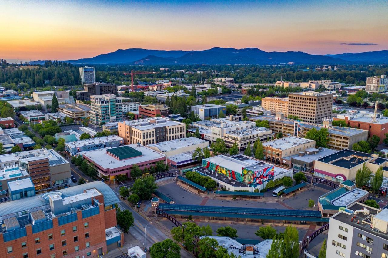 Holiday Inn Express : Eugene - Springfield By Ihg Dış mekan fotoğraf
